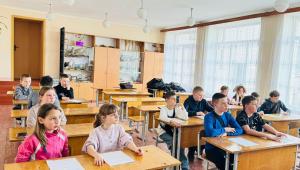 Секрети на кінчиках пальців: як п’ятикласники стали детективами на один день.