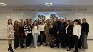 Сила духу та приклад незламності: зустріч студентів НАВС із ветераном 