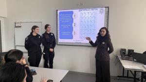 Мова, що єднає без слів: у НАВС відбувся тренінг з української жестової мови