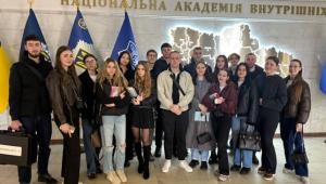 Синергія теорії та практики у криміналістиці