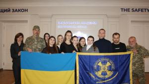 ЗУСТРІЧ З ДОБРОВОЛЬЦЯМИ – ДОСВІД, ЩО ГАРТУЄ ДУХ