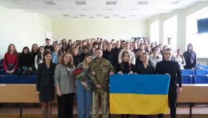 Патріотичне виховання студентів ННІПП: зустріч із добровольцем