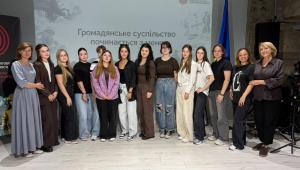 Громадянське суспільство починається з мене