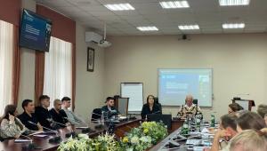 На варті встановлення істини: круглий стіл, присвячений ідентифікації тіл загиблих в умовах воєнного…