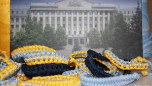 Патріотичний браслет єдності: студенти створили символ підтримки для захисників