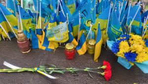 МІСЦЕ СИЛИ І МІЦНОСТІ ДУХУ: СТУДЕНТИ ДОЛУЧИЛИСЯ ДО ЗАХОДІВ З НАГОДИ ДНЯ ГІДНОСТІ ТА СВОБОДИ