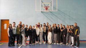 Кіберзабіг “ШахрайГудбай”: у НАВС поєднали спорт, мову та фінансову безпеку